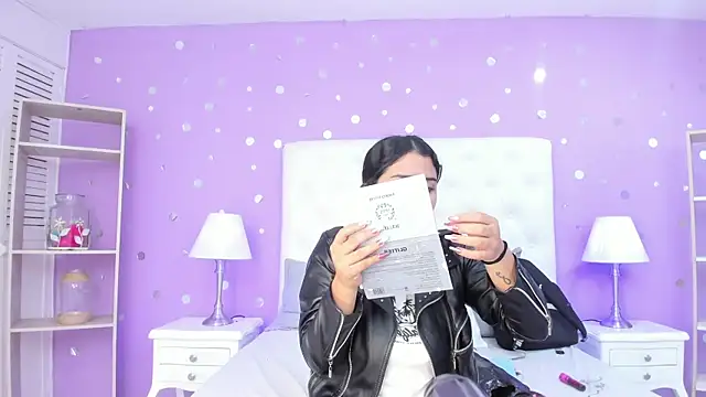 scarlette 15  online show from November 2025 02:58:01 AM