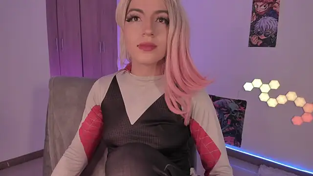 cyberzoe online show from April 2026 04:26:02 PM