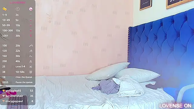 hotlatinateacher online show from March 2025 01:00:02 AM