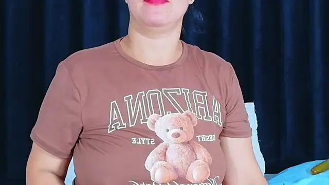 hotlatinateacher online show from February 2026 07:54:01 PM