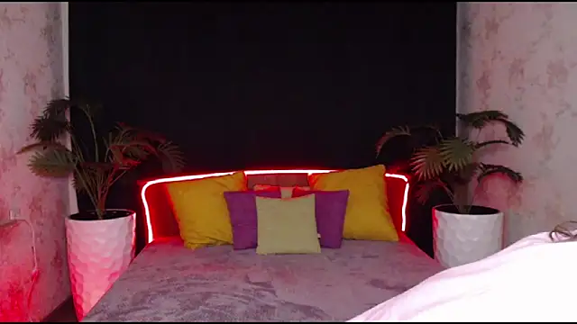 EnigmaSee online show from February 2025 02:37:01 PM