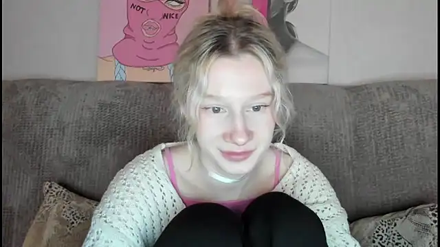 EnigmaSee online show from December 2025 01:14:02 AM