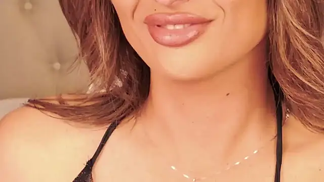 xprettysmilex online show from January 2025 11:38:02 PM