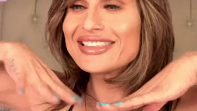 xprettysmilex online show from January 2025 09:09:02 PM