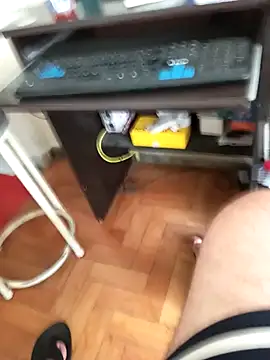 Snapshot of lobomisterioso13 chatting on December 2024 04:49:01 PM lobomisterioso13 online show from December 2024 04:49:01 PM