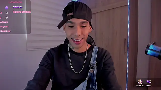 aldrinwhite online show from January 2025 02:56:02 PM