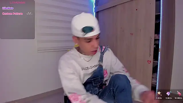 aldrinwhite online show from March 2025 10:39:02 AM