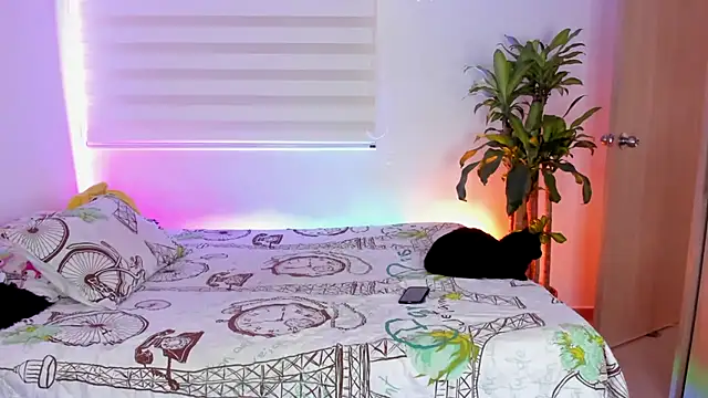 aldrinwhite online show from September 2025 06:02:01 PM