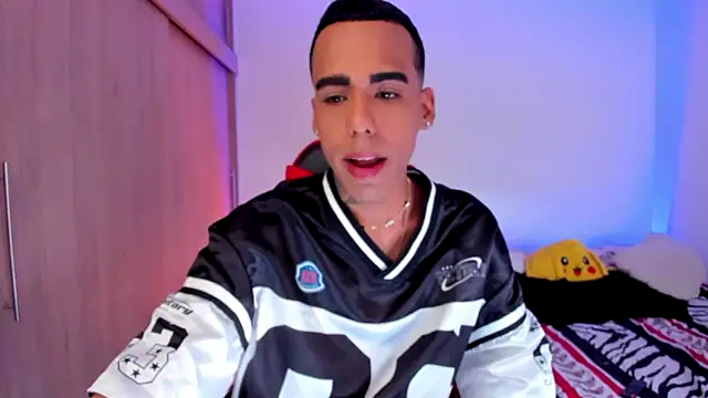 aldrinwhite online show from February 2026 06:52:01 PM