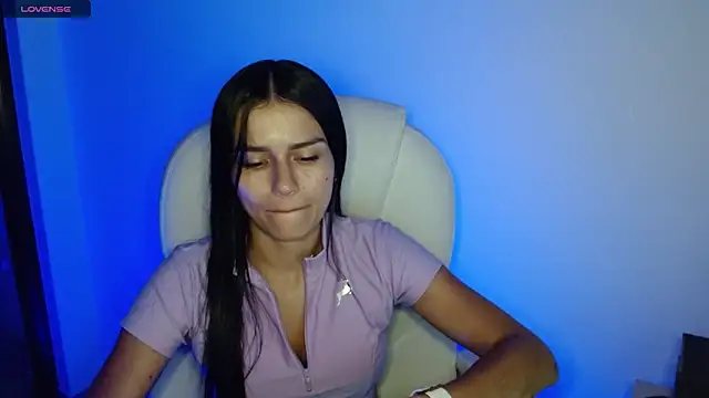 cloe fox online show from March 2025 12:19:01 AM