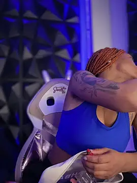 Melany Williams online show from November 2025 01:15:02 PM