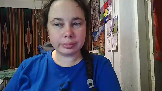 Cora Maro online show from September 2025 09:16:02 PM