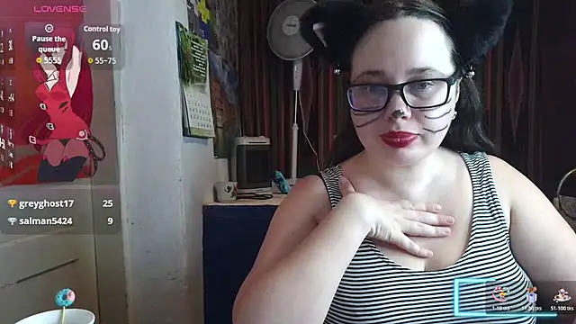 Snapshot of Cora_Maro chatting on July 2026 01:03:02 PM Cora Maro online show from July 2026 01:03:02 PM