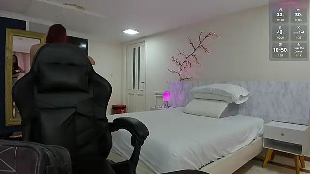 charolbruce 1 online show from April 2026 11:55:02 AM