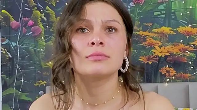 MadameDeFeu online show from February 2025 12:14:02 PM