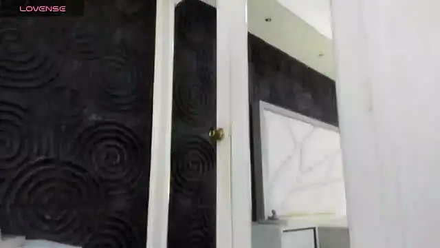 AbigailWilliams  online show from November 2025 11:10:02 AM