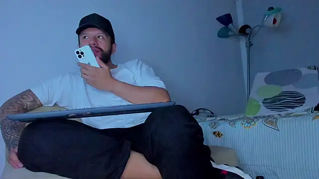 ToonyDee online show from March 2025 05:10:02 AM