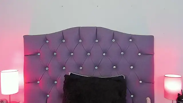 Nyx nayla online show from January 2025 05:41:02 AM