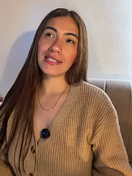 emmily d online show from June 2026 07:25:02 PM