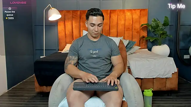 Ryan Hunt online show from January 2025 03:14:02 PM