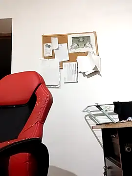 Snapshot of BigDickEnrg7195 chatting on January 2025 12:57:02 AM BigDickEnrg7195 online show from January 2025 12:57:02 AM