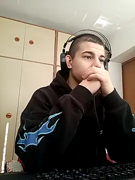 Snapshot of BigDickEnrg7195 chatting on February 2025 09:04:02 AM BigDickEnrg7195 online show from February 2025 09:04:02 AM