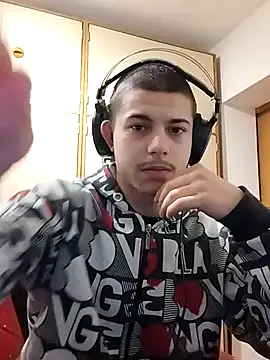 Snapshot of BigDickEnrg7195 chatting on February 2025 12:06:01 AM BigDickEnrg7195 online show from February 2025 12:06:01 AM