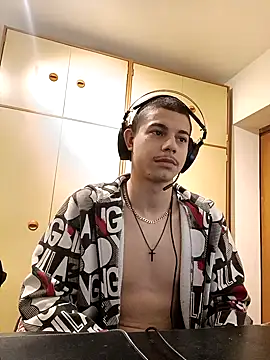 Snapshot of BigDickEnrg7195 chatting on February 2025 12:02:01 AM BigDickEnrg7195 online show from February 2025 12:02:01 AM