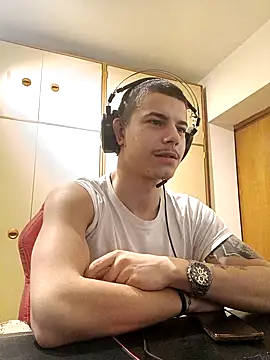 Snapshot of BigDickEnrg7195 chatting on February 2025 09:16:02 PM BigDickEnrg7195 online show from February 2025 09:16:02 PM