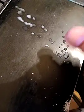 Snapshot of BigDickEnrg7195 chatting on February 2025 12:46:01 AM BigDickEnrg7195 online show from February 2025 12:46:01 AM