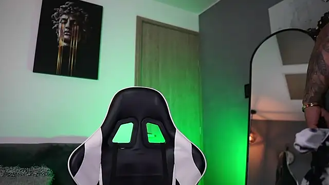 jaxon colton online show from March 2025 04:45:02 AM