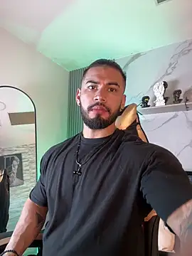 jaxon colton online show from December 2025 01:57:02 AM