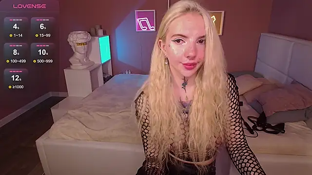 Snapshot of AnneTenet chatting on March 2025 10:19:01 AM AnneTenet online show from March 2025 10:19:01 AM