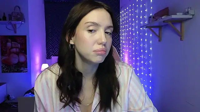 AliceSpark online show from December 2024 06:15:01 PM