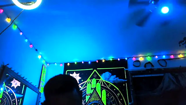 Snapshot of Buffshagswell chatting on May 2026 09:16:02 AM Buffshagswell online show from May 2026 09:16:02 AM