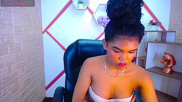 Snapshot of Melody_Stan chatting on October 2025 05:34:01 PM Melody Stan online show from October 2025 05:34:01 PM