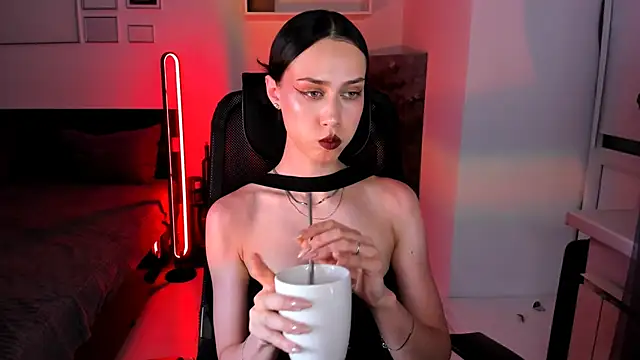 unaericaabistrong online show from May 2026 07:12:01 PM