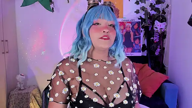 cutepie uwu  online show from September 2025 12:14:01 AM