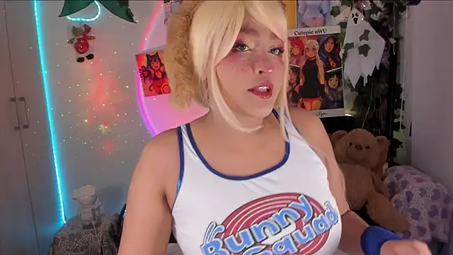 cutepie uwu  online show from January 2026 01:18:01 AM