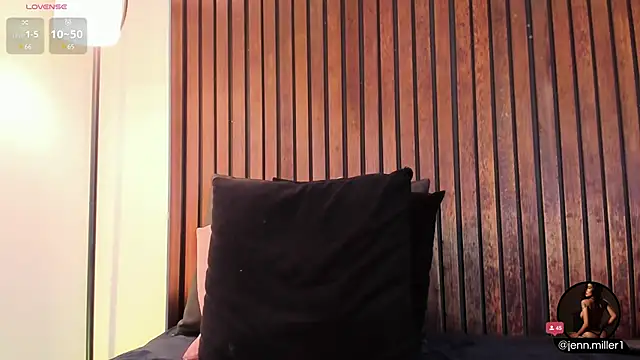 Jennmiiller  online show from February 2025 06:00:02 PM