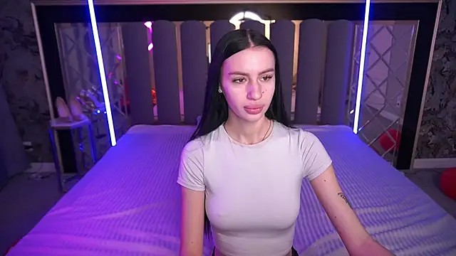 Snow WhiteeeX online show from March 2026 06:37:01 AM