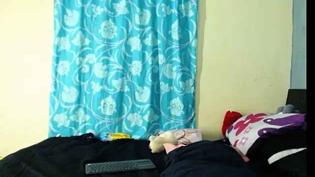 Snapshot of Madison__12 chatting on March 2025 02:04:02 AM Madison  12 online show from March 2025 02:04:02 AM