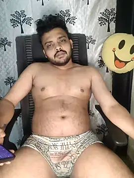 Snapshot of Mr_Handsome_hunk chatting on November 2025 12:44:02 PM Mr Handsome hunk online show from November 2025 12:44:02 PM