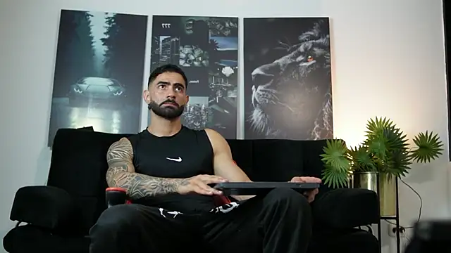 Austin bolt online show from September 2025 02:05:02 AM