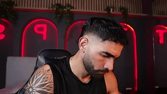 Austin bolt online show from October 2025 02:22:02 AM