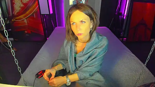 Snapshot of Elizabe_th chatting on March 2025 10:04:01 AM Elizabe th online show from March 2025 10:04:01 AM