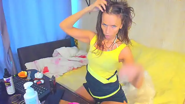 Snapshot of Elizabe_th chatting on May 2026 08:11:02 AM Elizabe th online show from May 2026 08:11:02 AM
