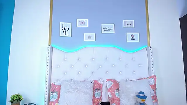 Snapshot of dante_ferraraa chatting on January 2025 06:12:02 PM dante ferraraa online show from January 2025 06:12:02 PM