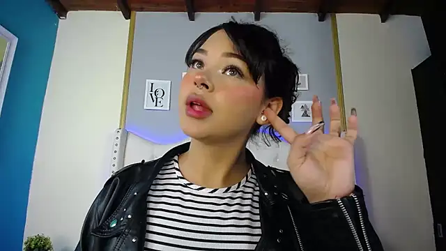 Snapshot of dante_ferraraa chatting on February 2025 12:42:01 AM dante ferraraa online show from February 2025 12:42:01 AM