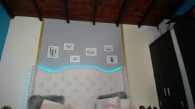 Snapshot of dante_ferraraa chatting on September 2025 09:04:02 PM dante ferraraa online show from September 2025 09:04:02 PM